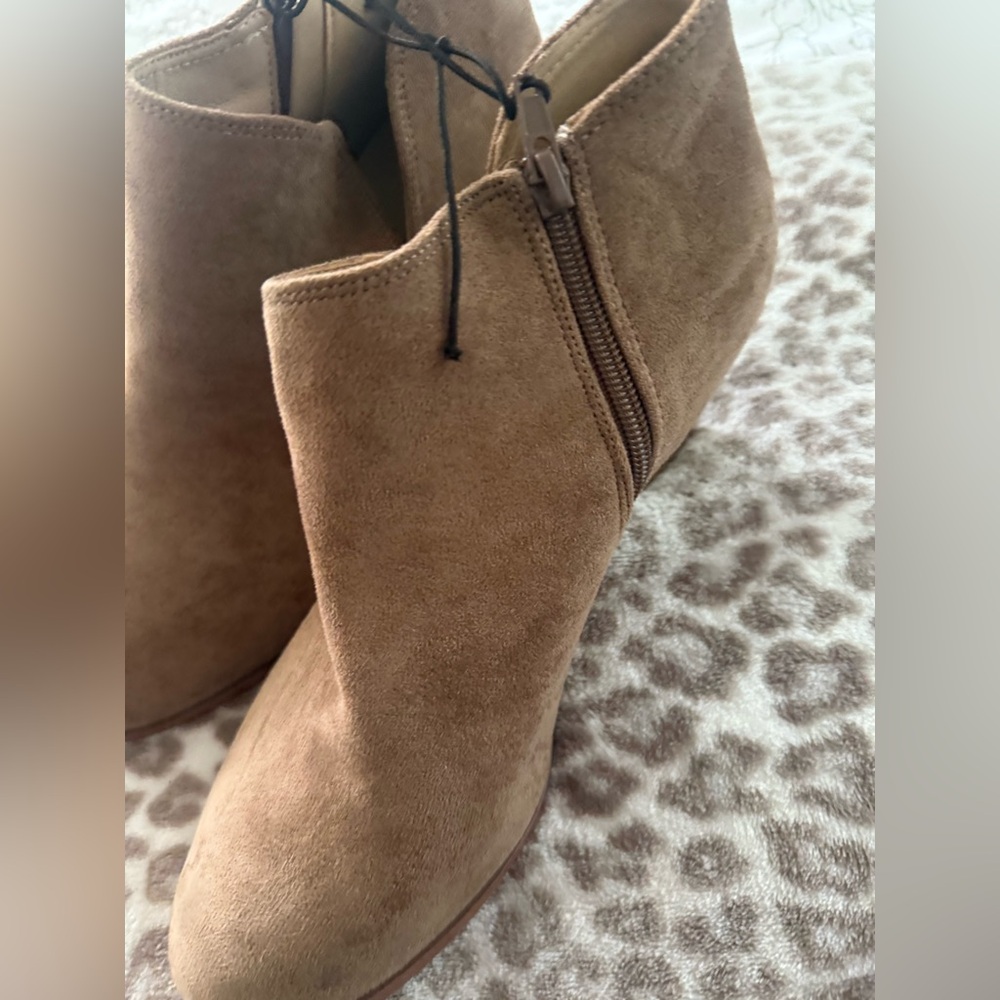 Women's Tan Suede Ankle Boots